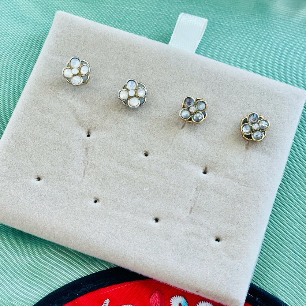 Anthropologie Flower Earrings 2 Pairs